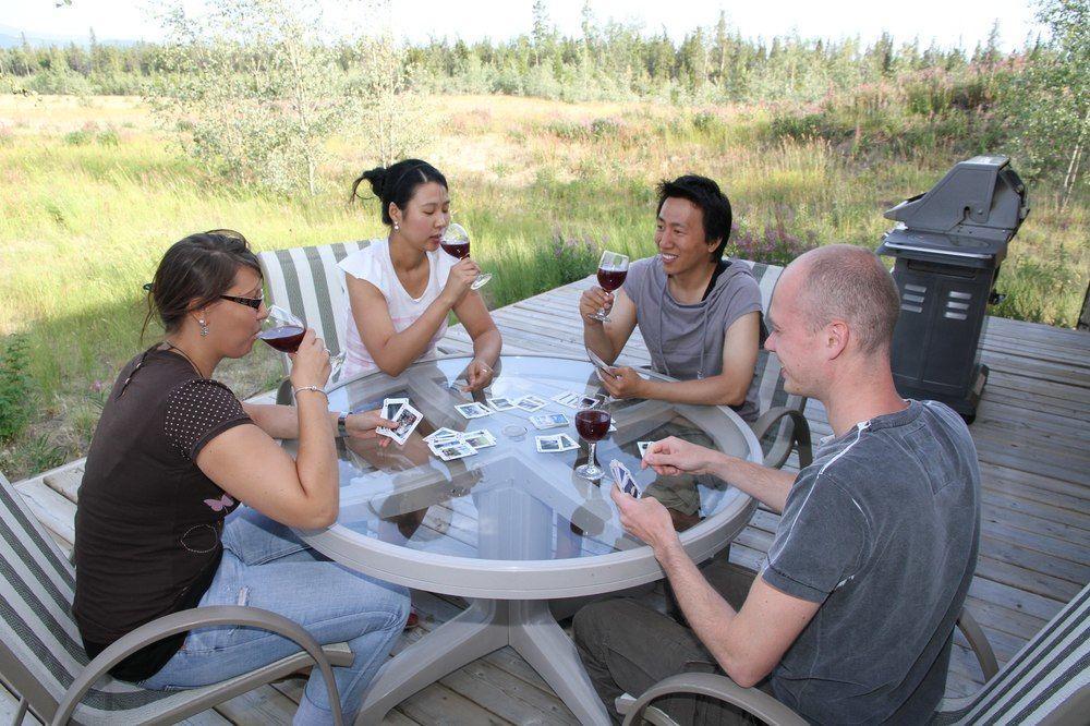 Hotel Sundog Retreat Whitehorse Exterior foto