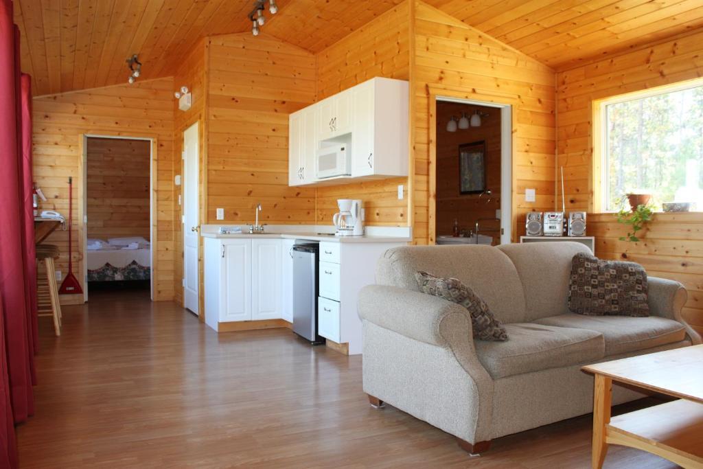 Hotel Sundog Retreat Whitehorse Habitación foto