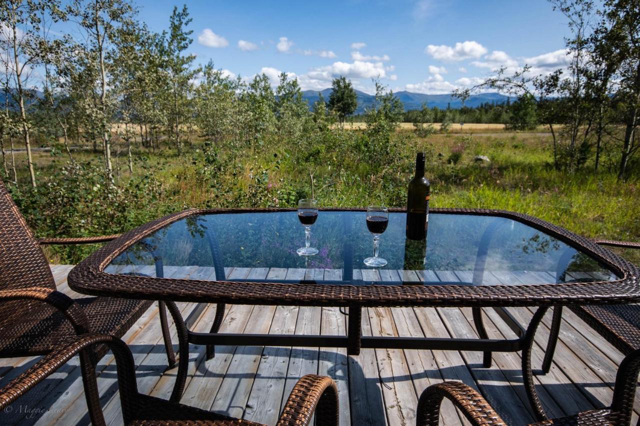 Hotel Sundog Retreat Whitehorse Exterior foto